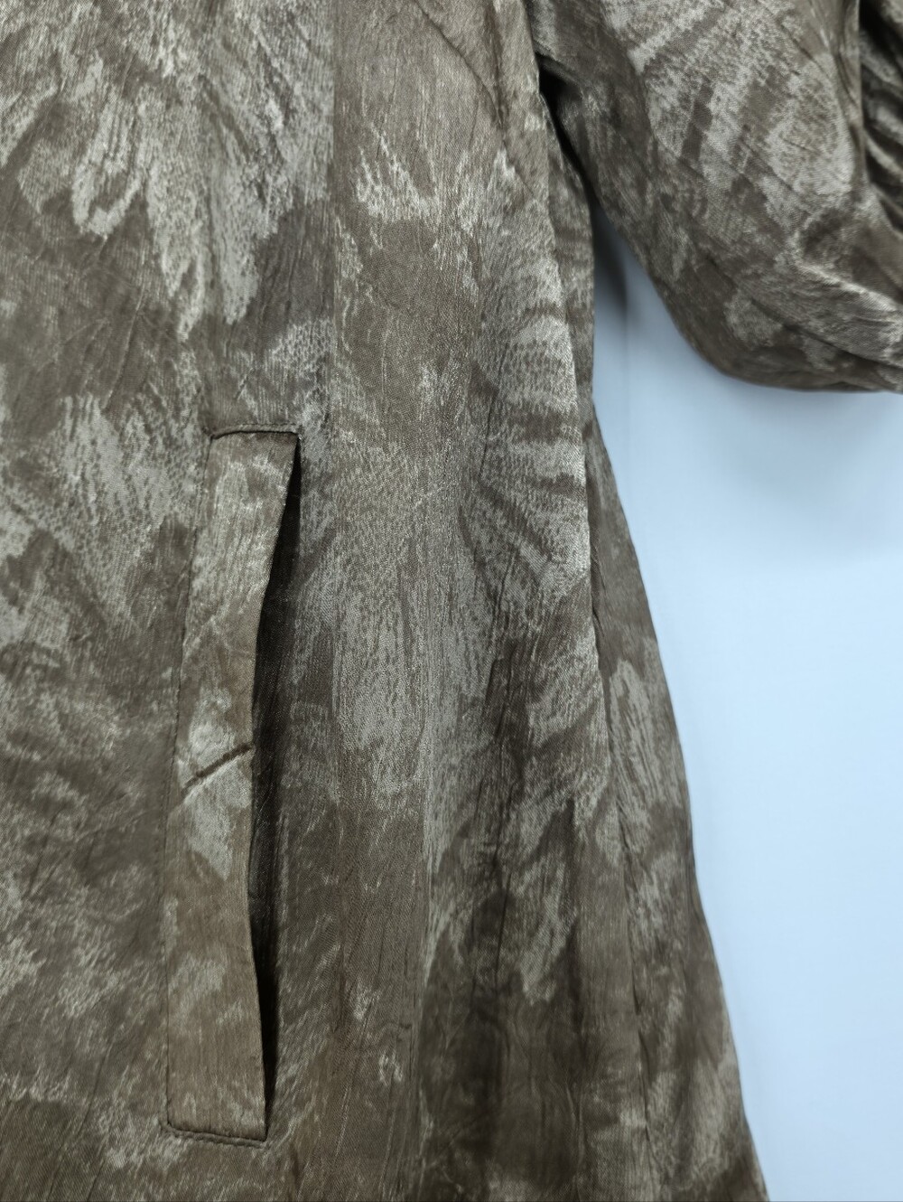 Umgee NWT Bronze Floral Jacquard Puff Sleeve Swing Bohemian Dress Size Medium - Picture 11 of 16